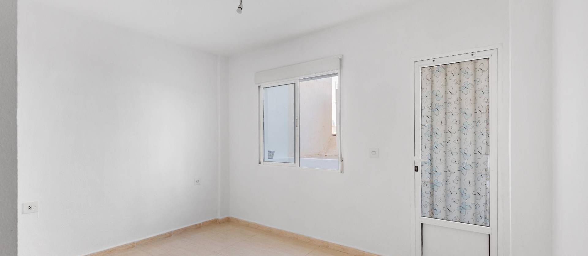 Venta - Apartment - Torrevieja - Puerto Deportivo