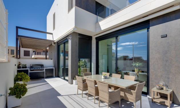 Nueva construcción  - Villa - Pilar de la Horadada - Roda Golf