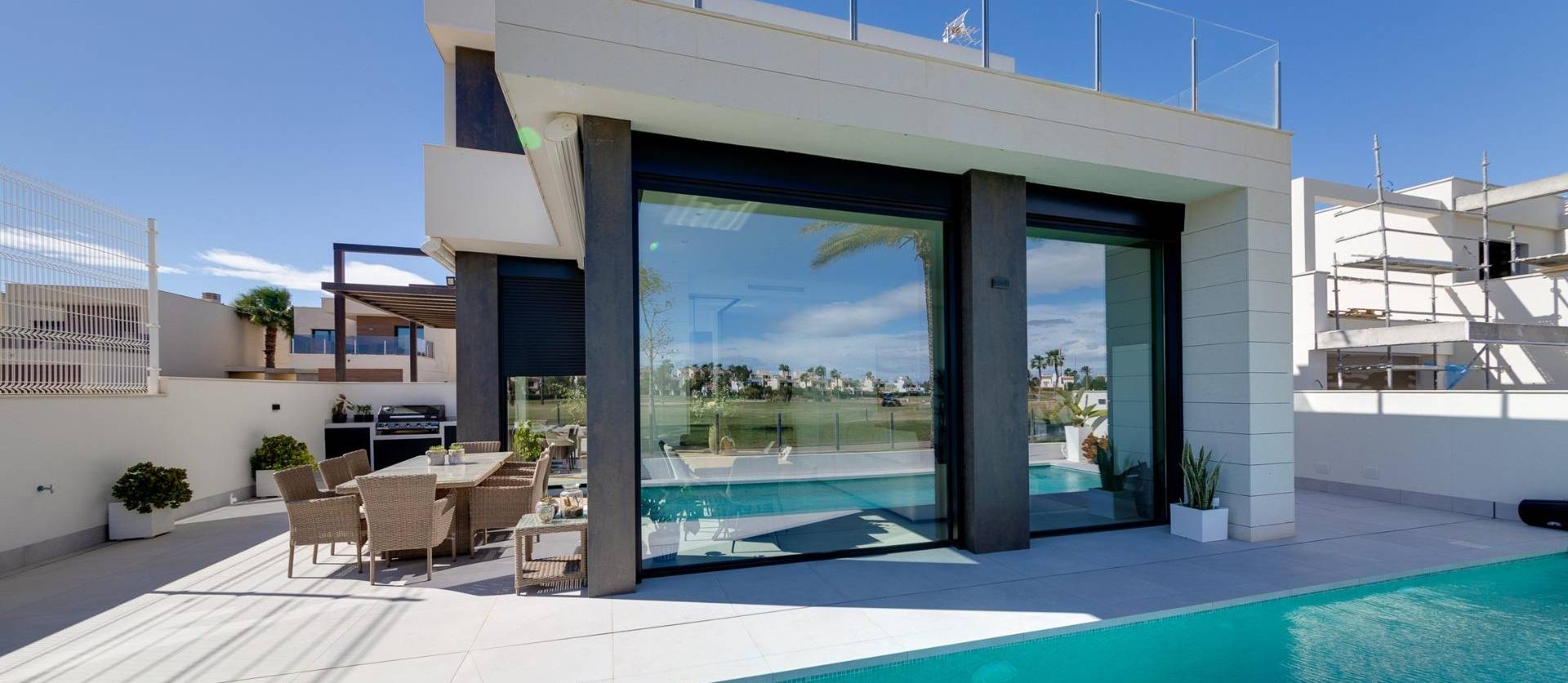 Nueva construcción  - Villa - Pilar de la Horadada - Roda Golf
