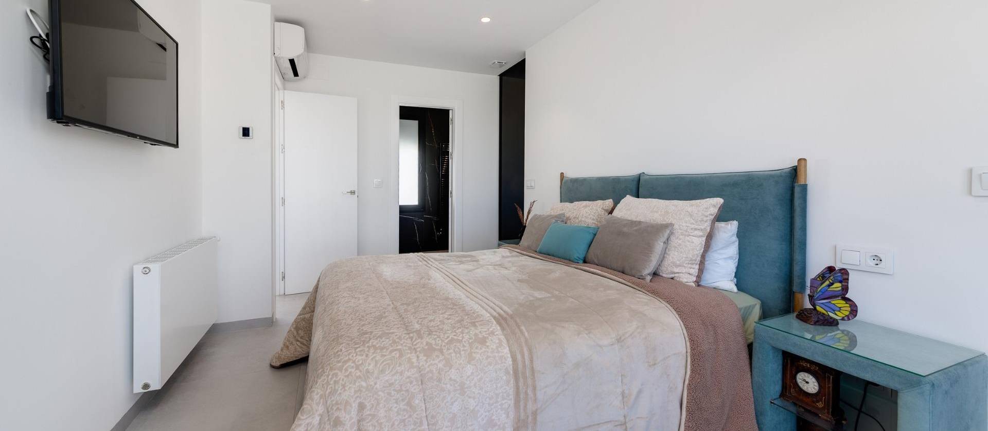 Nueva construcción  - Villa - Pilar de la Horadada - Roda Golf
