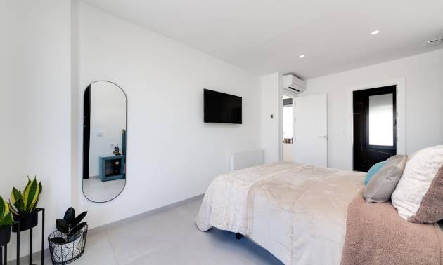 Nueva construcción  - Villa - Pilar de la Horadada - Roda Golf