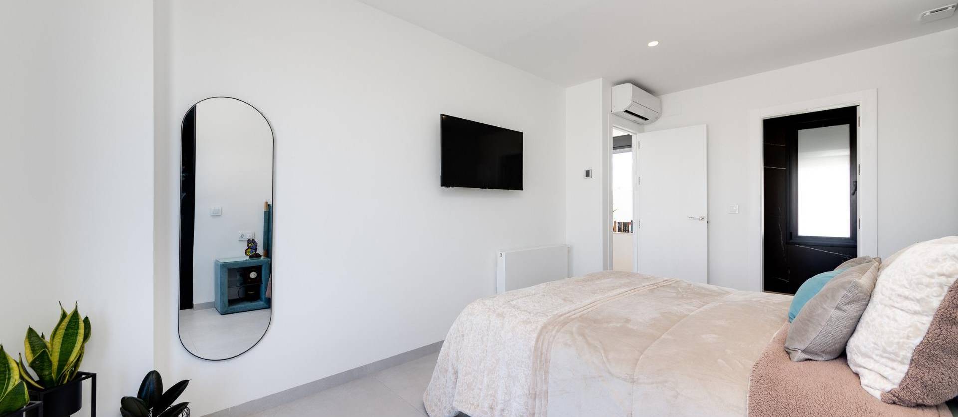 Nueva construcción  - Villa - Pilar de la Horadada - Roda Golf