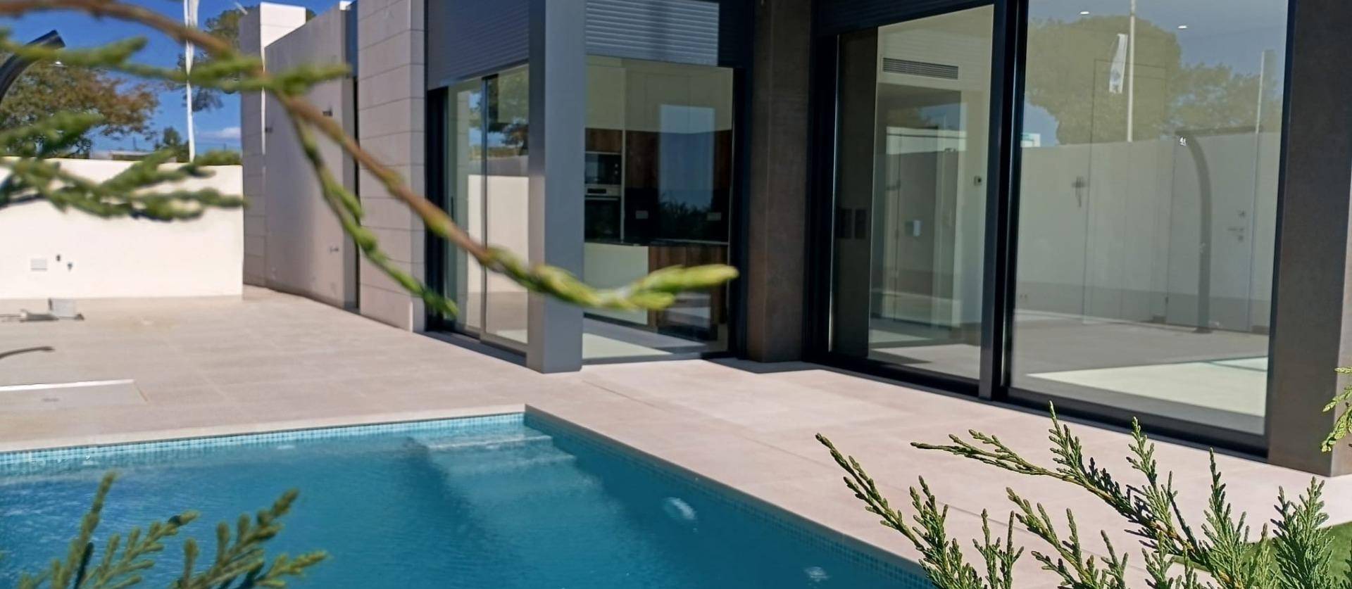Nueva construcción  - Villa - Pilar de la Horadada - Roda Golf