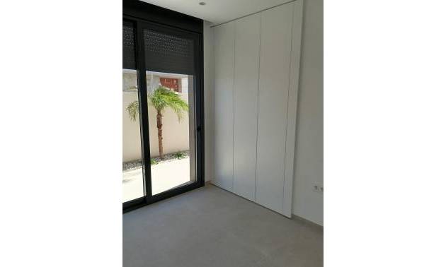 Nueva construcción  - Villa - Pilar de la Horadada - Roda Golf