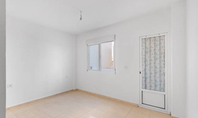 Venta - Apartment - Torrevieja - Puerto Deportivo