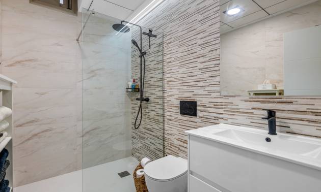 Bestaande woningen - Villa - Orihuela Costa - Villamartín