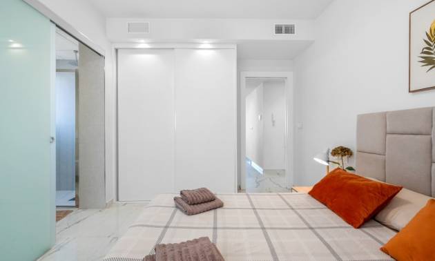 Bestaande woningen - Appartment - Orihuela Costa