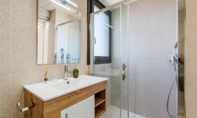 Bestaande woningen - Appartment - Orihuela Costa
