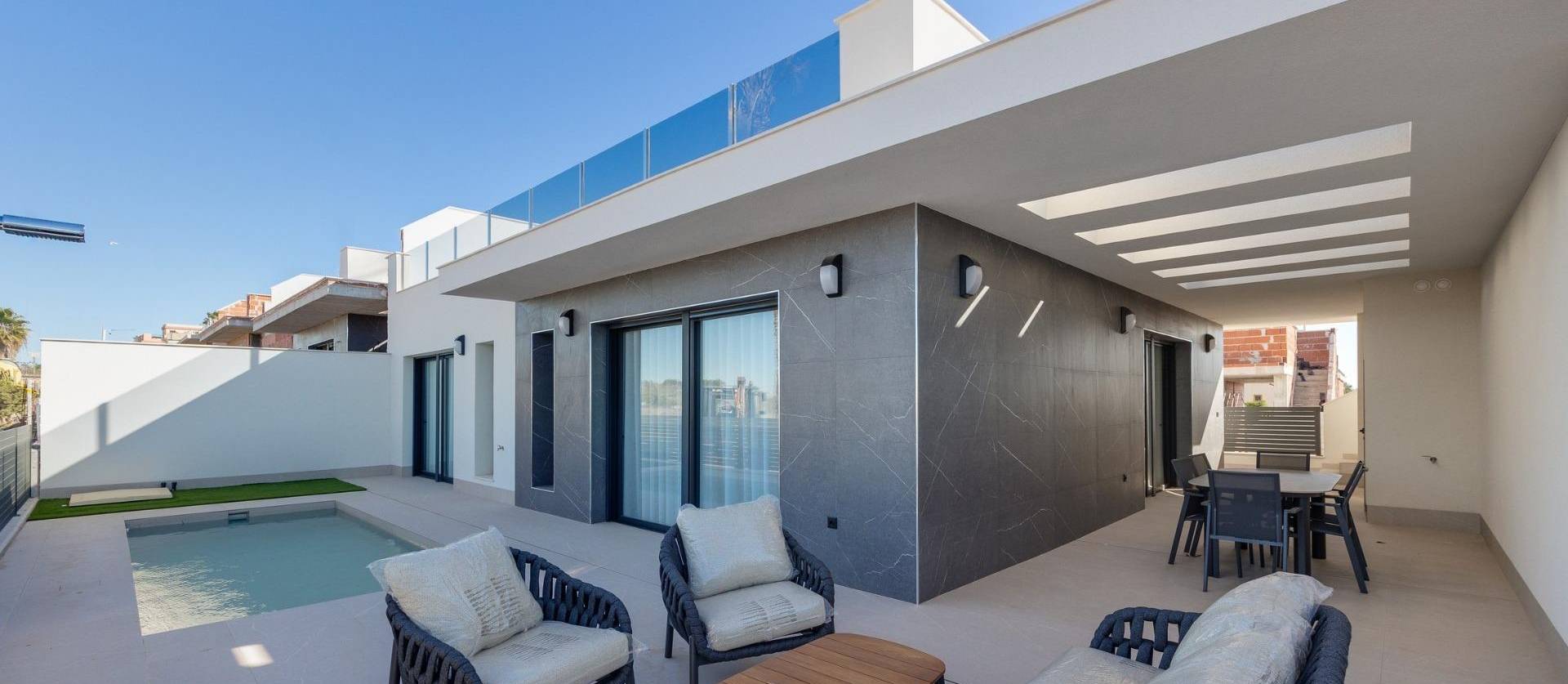 Nueva construcción  - Villa - Torrevieja - Parque Acuático - Sector 25