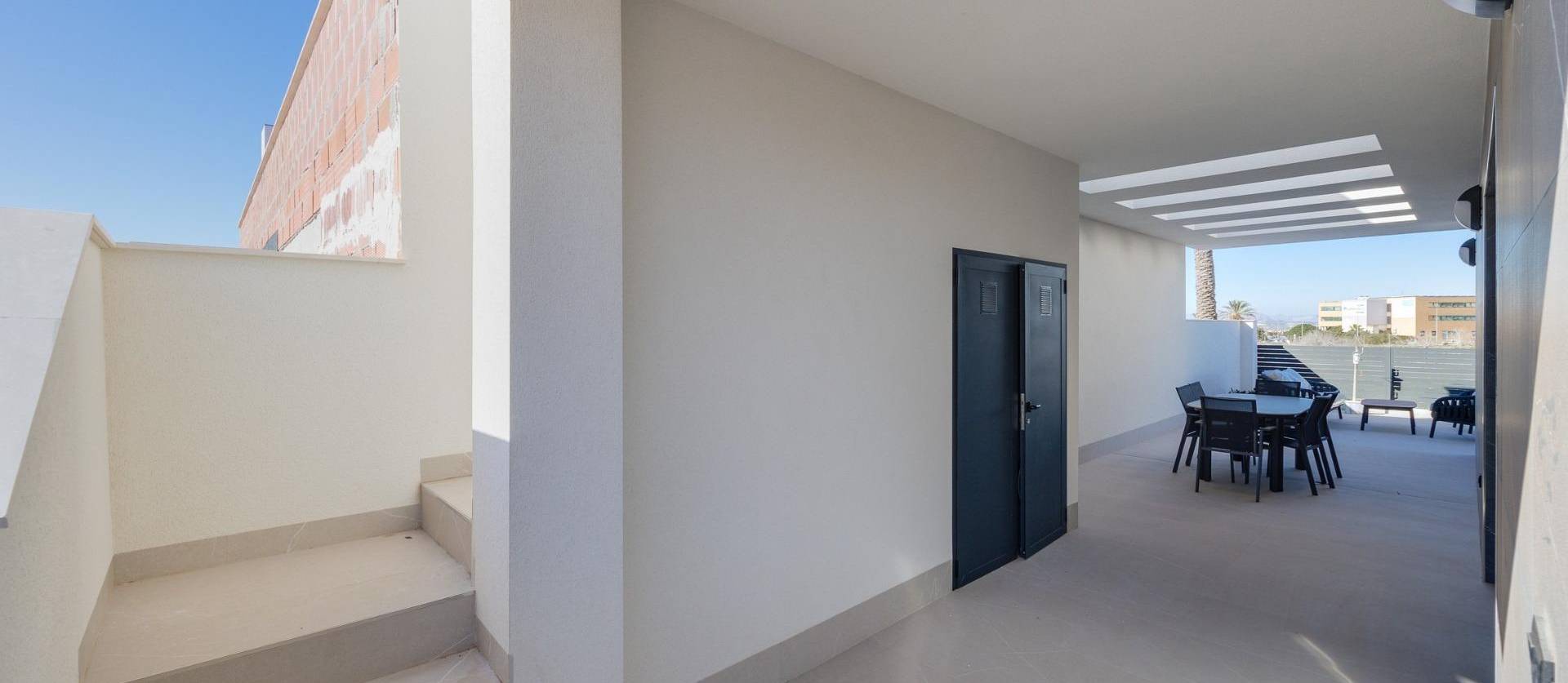 Nueva construcción  - Villa - Torrevieja - Parque Acuático - Sector 25