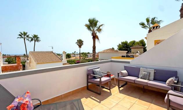 Bestaande woningen - Villa - Orihuela Costa - Villamartín