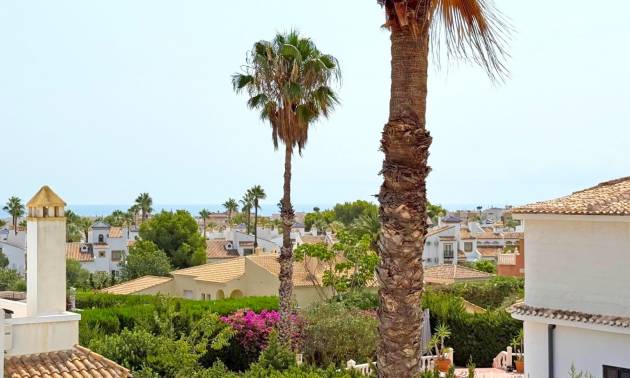 Bestaande woningen - Villa - Orihuela Costa - Villamartín