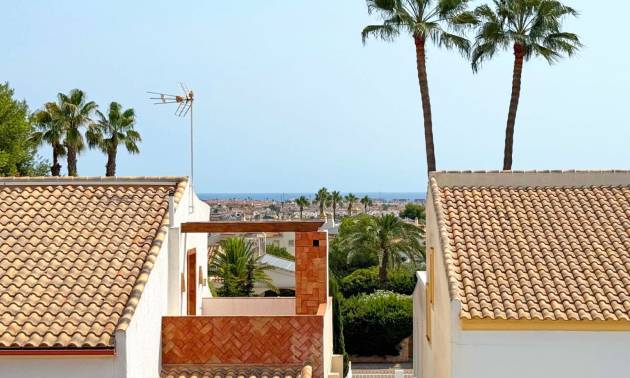 Bestaande woningen - Villa - Orihuela Costa - Villamartín