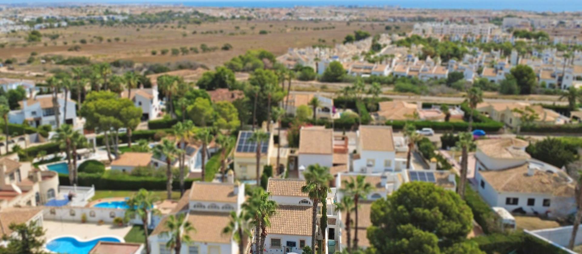 Bestaande woningen - Villa - Orihuela Costa - Villamartín