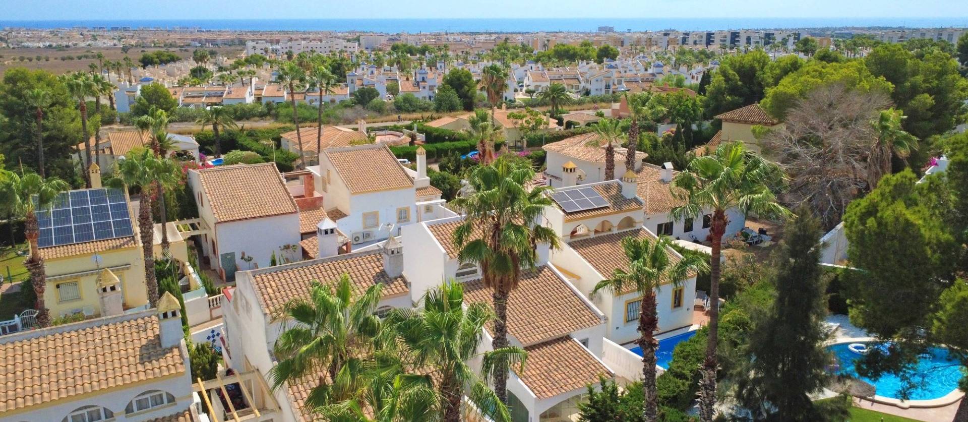 Bestaande woningen - Villa - Orihuela Costa - Villamartín