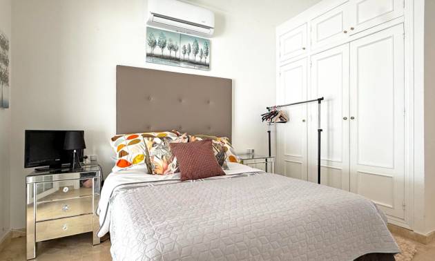 Bestaande woningen - Villa - Orihuela Costa - Villamartín