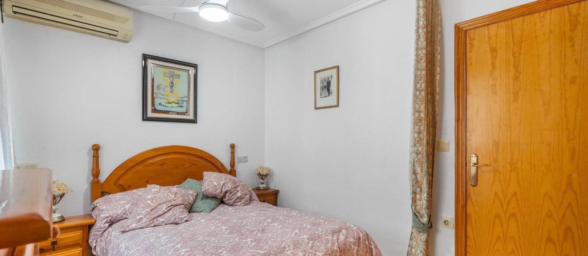 Venta - Apartment - Torrevieja - Playa del cura
