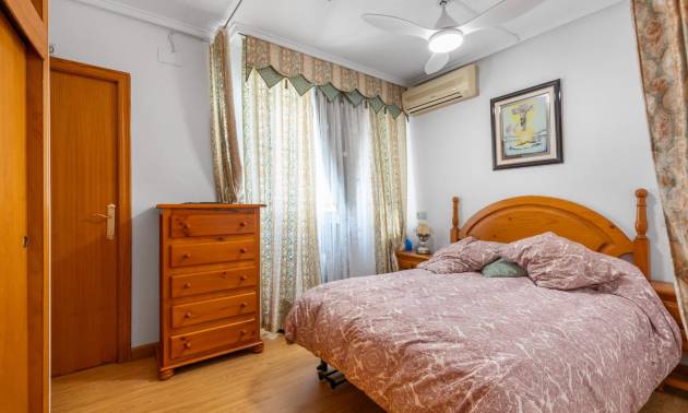 Venta - Apartment - Torrevieja - Playa del cura