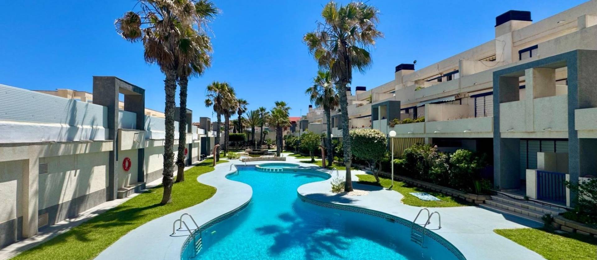 Sale - Apartments - Torrevieja - La Mata