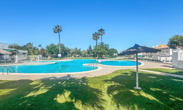 Sale - Bungalow - Torrevieja - Los Balcones