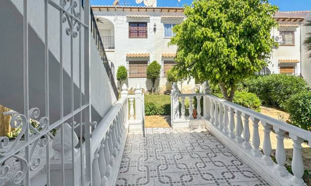 Sale - Bungalow - Torrevieja - Los Balcones