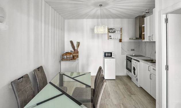 Sale - Bungalow - Torrevieja - Los Balcones