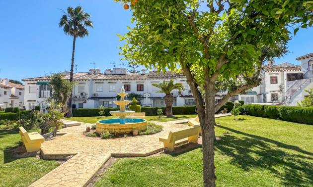 Sale - Bungalow - Torrevieja - Los Balcones