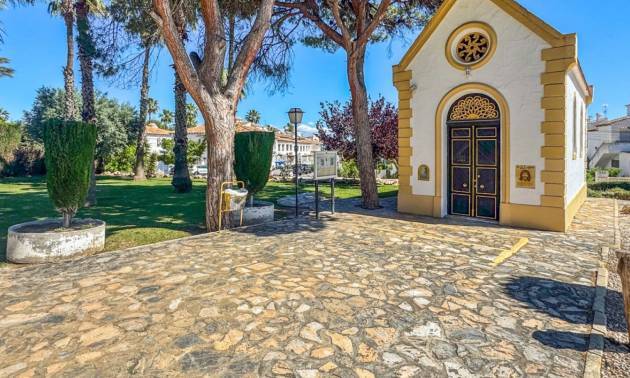 Sale - Bungalow - Torrevieja - Los Balcones