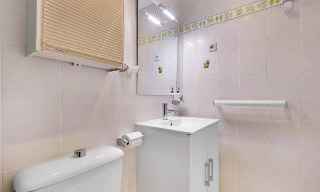 Revente - Apartment - Torrevieja - La Mata pueblo