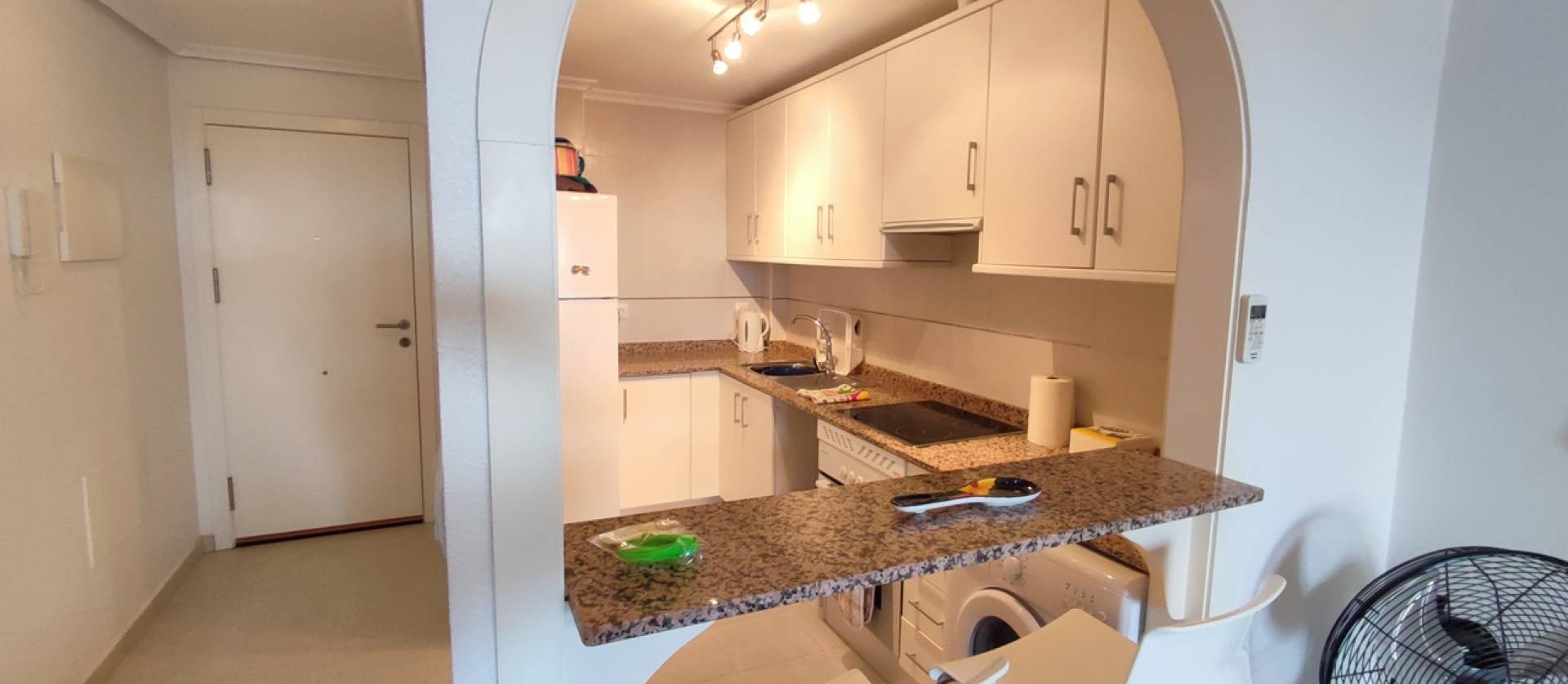 Revente - Apartment - Sucina