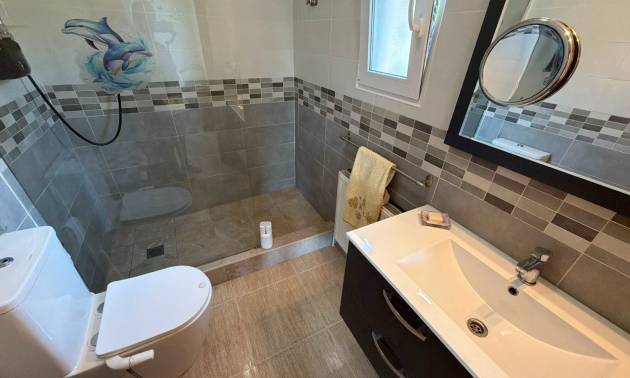 Sale - Villa - Los Montesinos - La Herrada