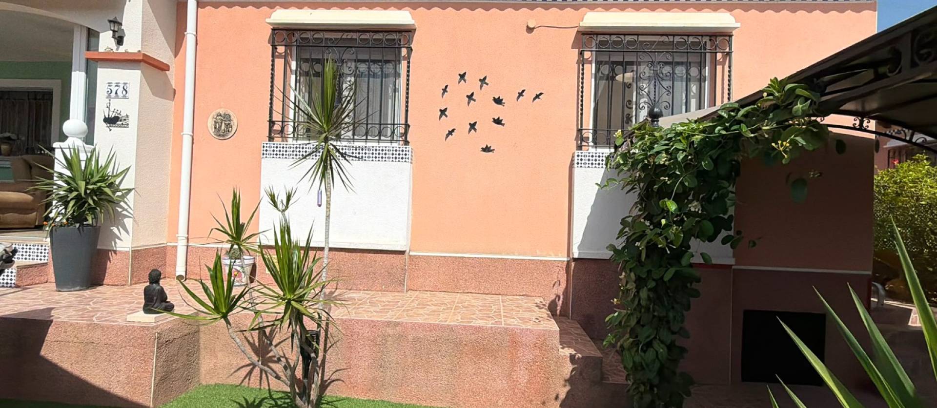 Sale - Villa - Los Montesinos - La Herrada
