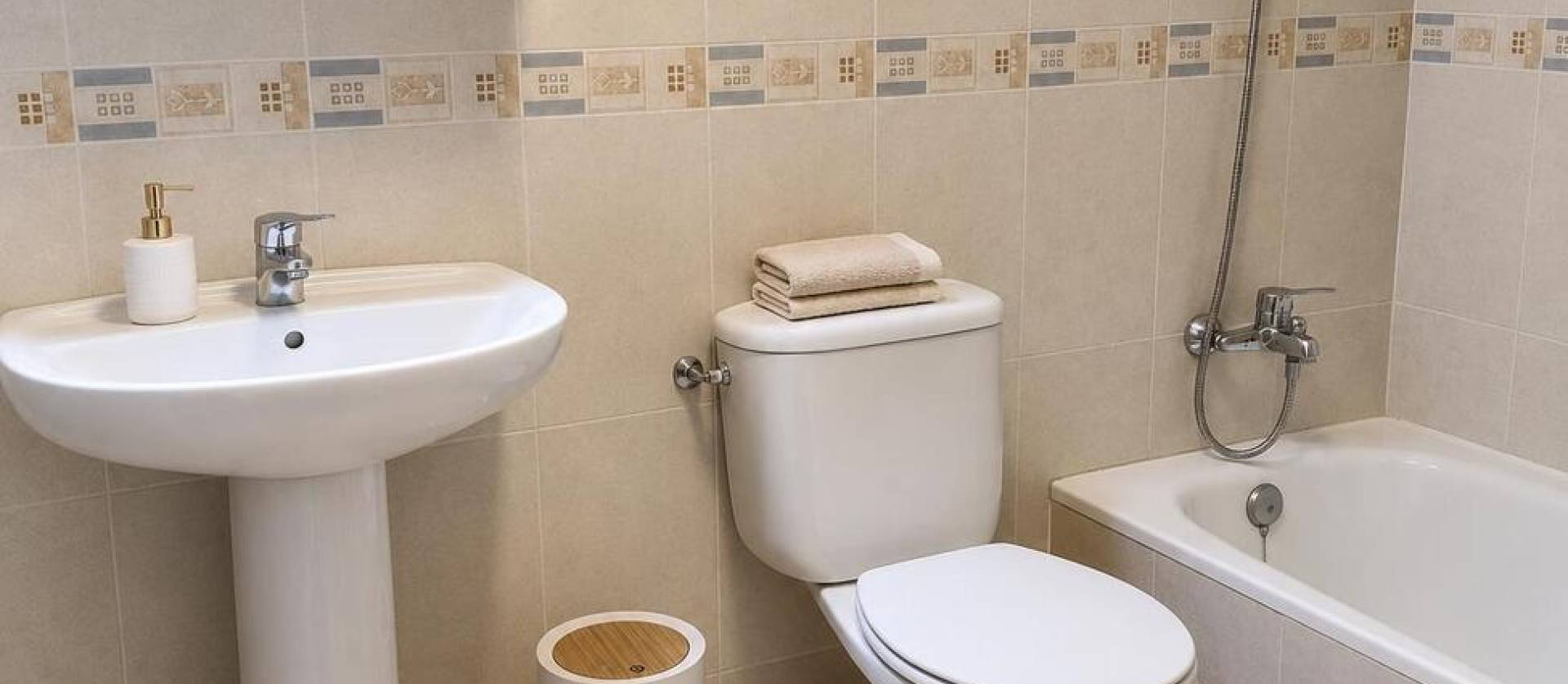 Revente - Apartment - Sucina