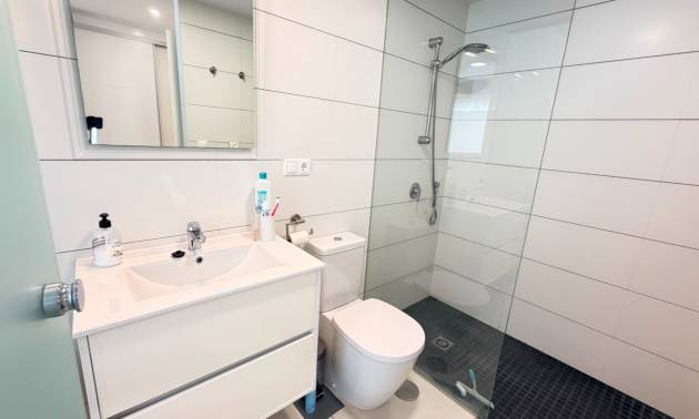 Bestaande woningen - Appartment - Torrevieja - Aguas Nuevas