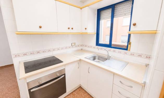 Revente - Apartment - Torrevieja - Estacion de autobuses