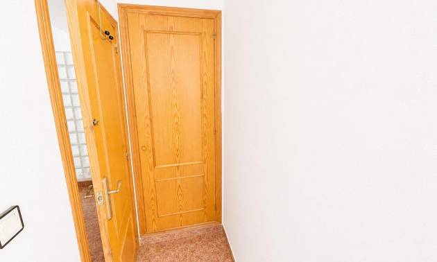 Revente - Apartment - Torrevieja - Estacion de autobuses
