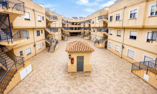 Revente - Apartment - Torrevieja - Estacion de autobuses