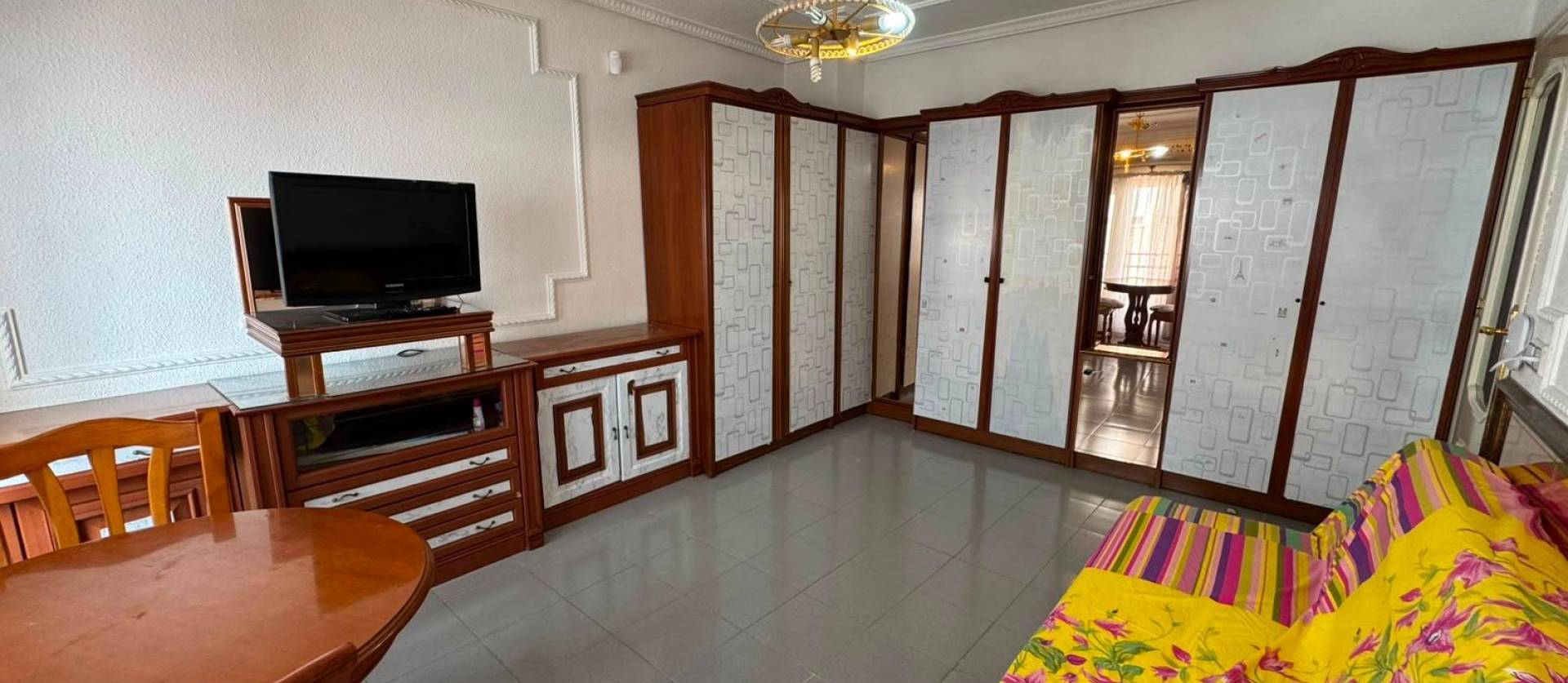 Sale - Apartment - Torrevieja - Centro
