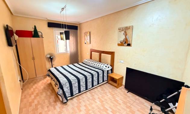 Revente - Apartment - Los Montesinos