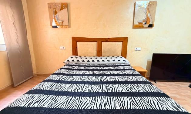 Revente - Apartment - Los Montesinos