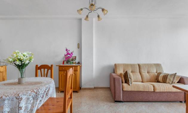 Bestaande woningen - Appartment - Torrevieja - La Mata pueblo