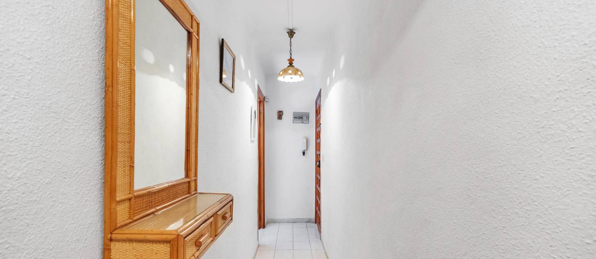 Sale - Apartment - Guardamar del Segura - CENTRO