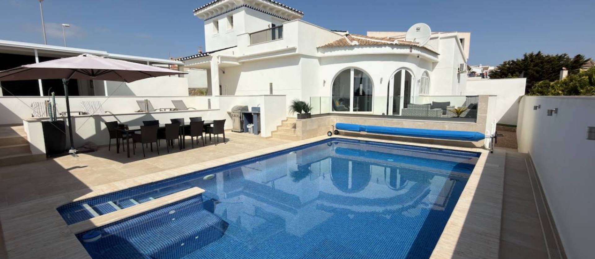 Venta - Villa - Ciudad Quesada - Central Quesada