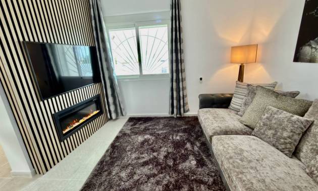 Venta - Villa - Ciudad Quesada - Central Quesada