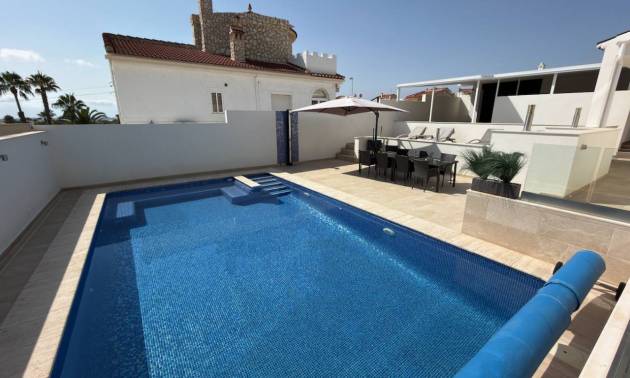 Venta - Villa - Ciudad Quesada - Central Quesada