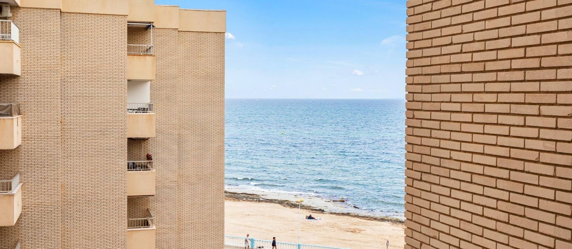 Sale - Apartment - Torrevieja - Playa de los locos