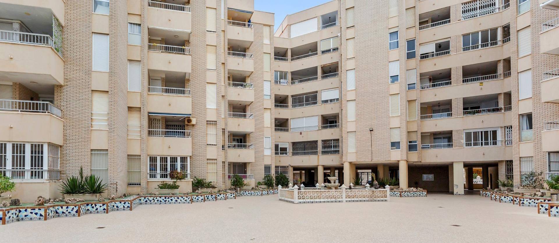 Sale - Apartment - Torrevieja - Playa de los locos