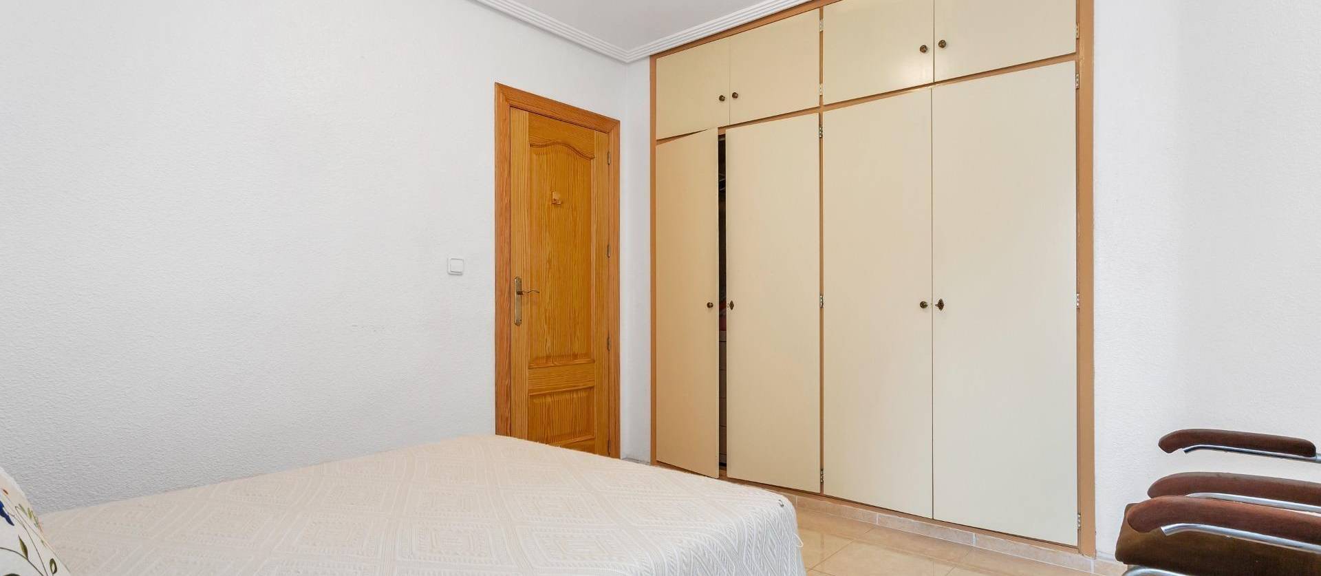 Sale - Apartment - Torrevieja - Playa de los locos
