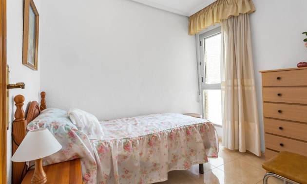Sale - Apartment - Torrevieja - Playa de los locos
