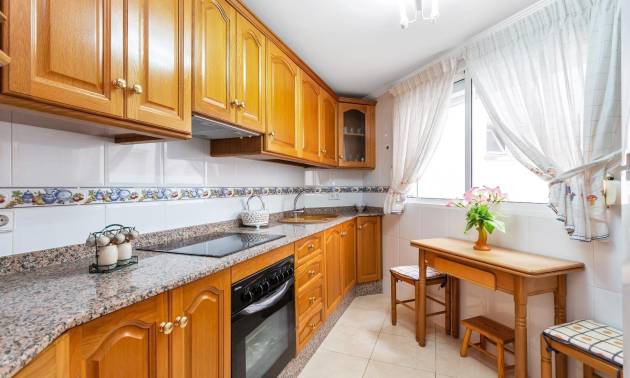 Sale - Apartment - Torrevieja - Playa de los locos
